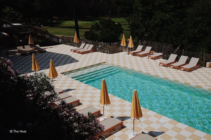 Pool 38 of 69