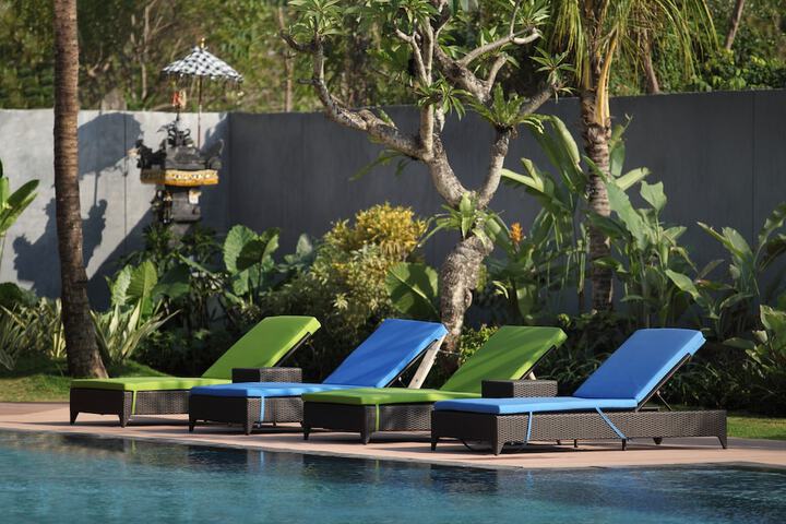 Pool Hotel