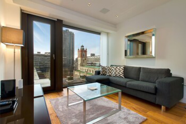 Room 3 of 7