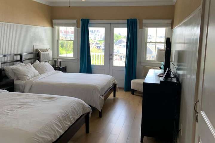 Room 14 of 48