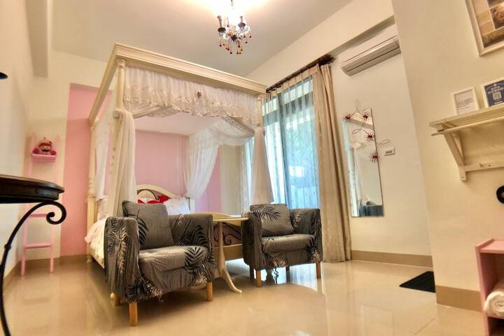 Room 30 of 67