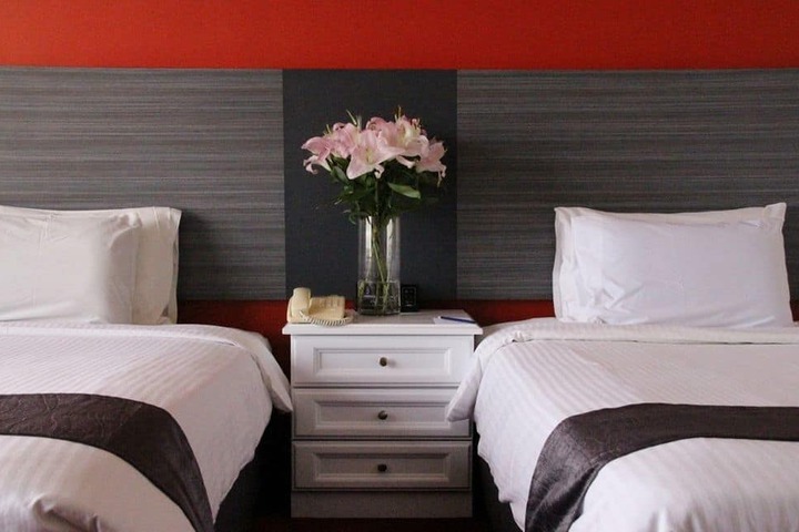Room 7 of 40