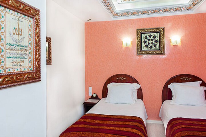 Room 4 of 34