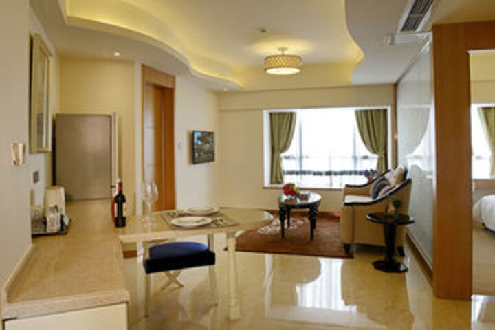 Room 25 of 27