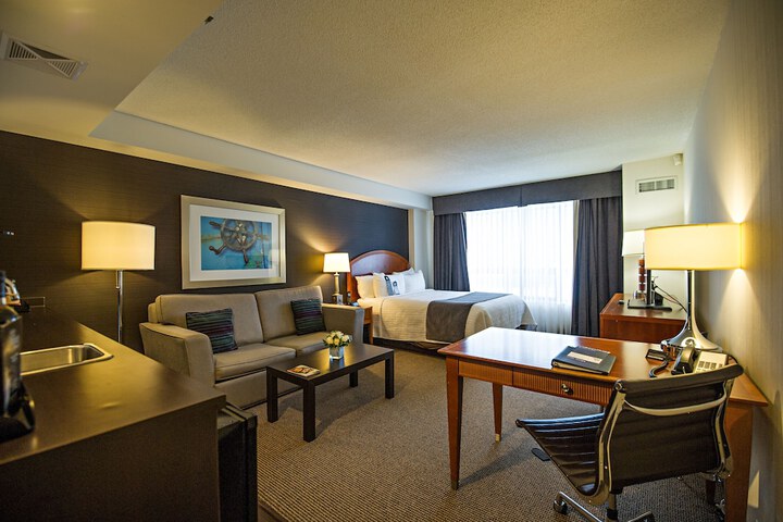 Room 15 of 65