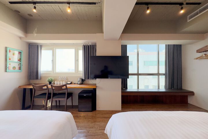 Room 46 of 65