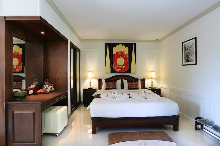 Room 13 of 84
