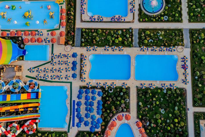 Pool 42 of 189