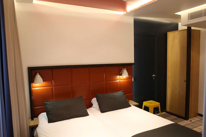 Room 13 of 56