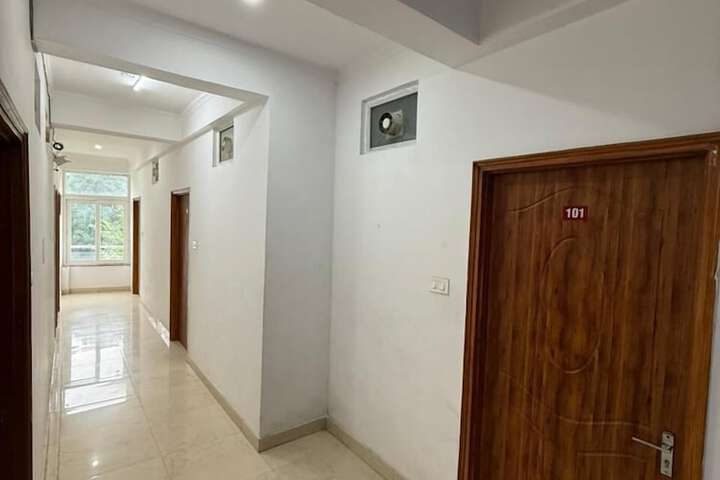 Hotel Interior 4 of 69