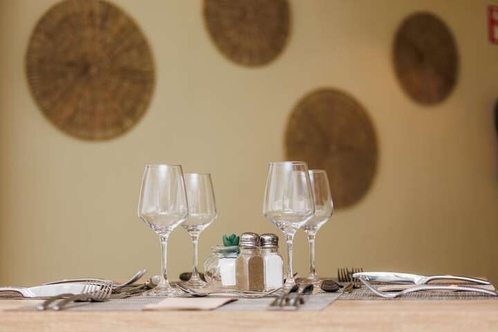 Dining 110 of 149