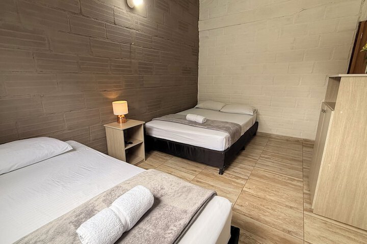 Room 13 of 70
