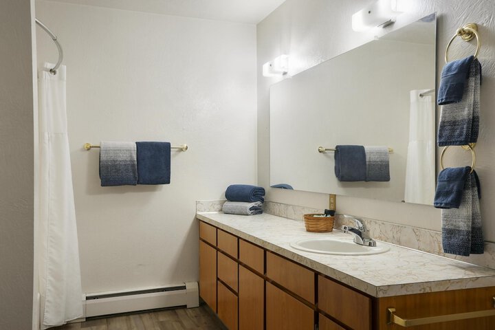 Room 95 of 141