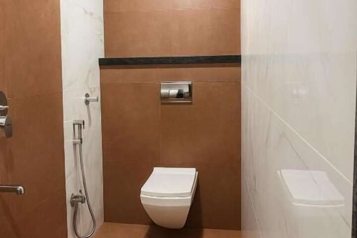 Room 14 of 19