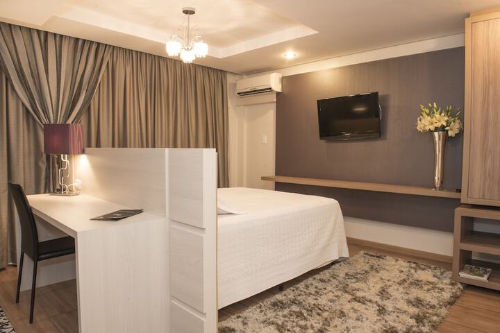Room 17 of 80