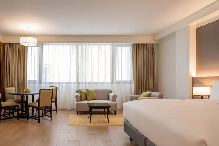 Room 15 of 68
