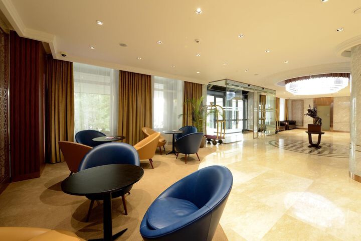 Hotel Interior 14 of 326