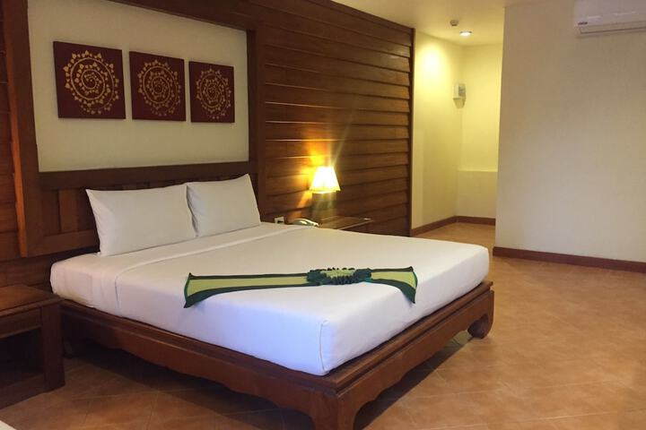 Room 18 of 46