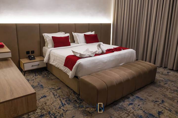 Room 13 of 44