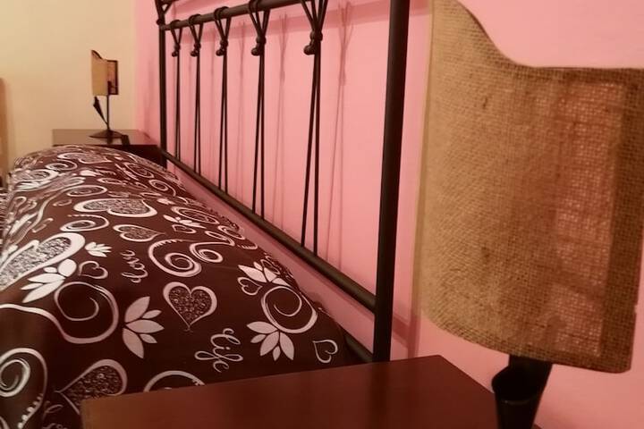 Room 6 of 6