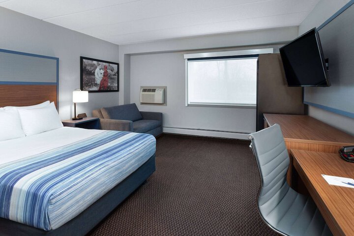 2 Queen Beds (24 of 28)