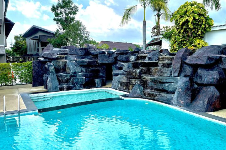 Pool 28 of 43