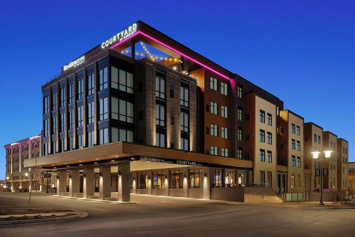 Courtyard by Marriott Milwaukee Brookfield at Poplar Creek in Brookfield, WI