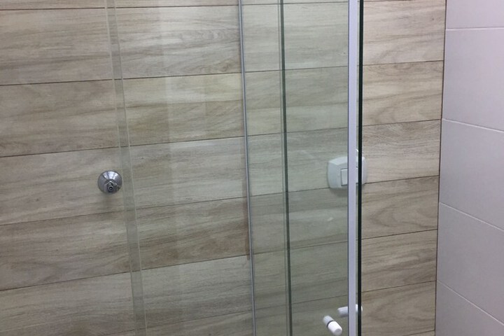 Room 20 of 28