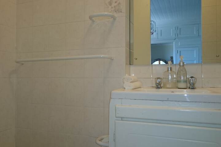 Room 109 of 161