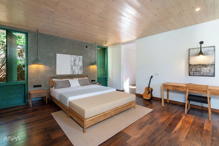 Room 21 of 87