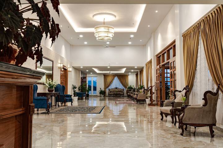 Hotel Interior 3 of 37