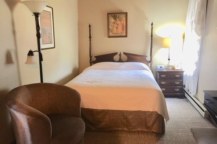 Room 21 of 52
