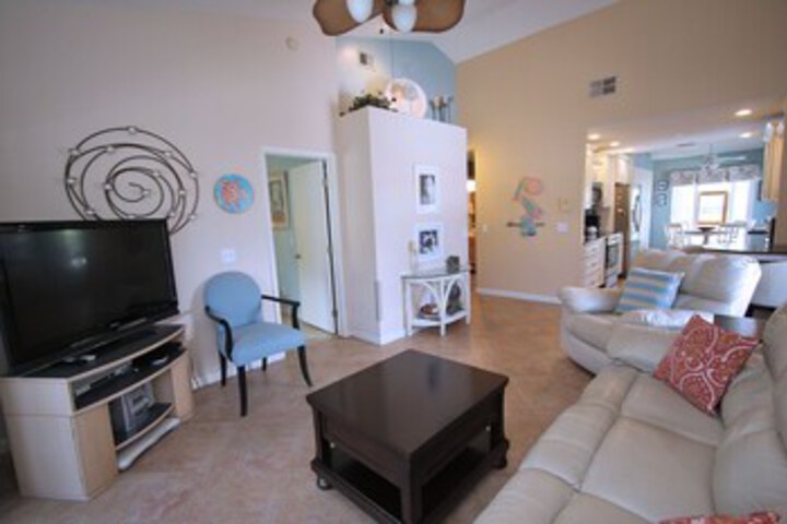Room 13 of 25