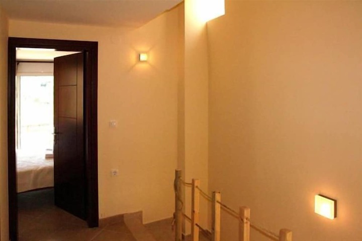 Ballroom/Hall 43 of 69