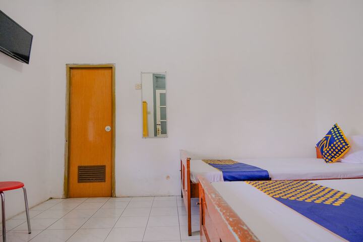 Room 15 of 35