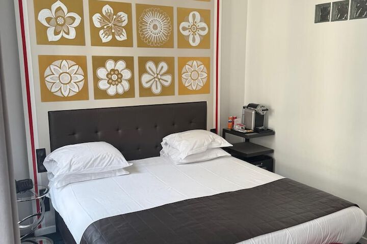 Room 127 of 173