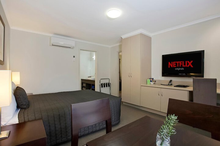 Room 19 of 43
