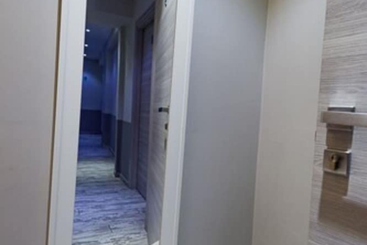 Room 5 of 50