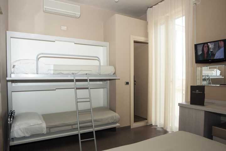 Room 9 of 53