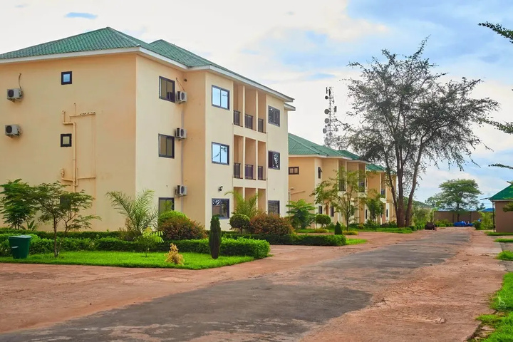 Image of White Palace Hotel