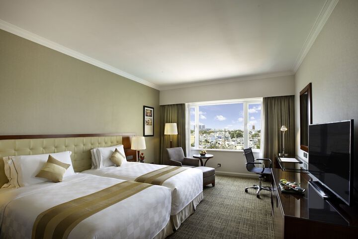 Room 16 of 70