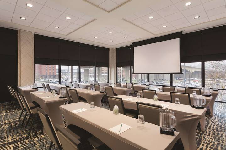 Meeting facility