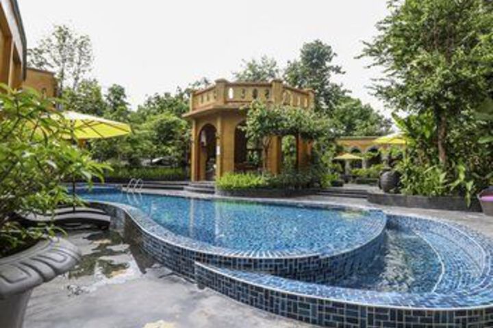 Pool 114 of 138