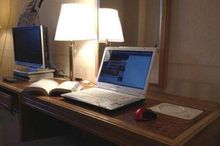 Hotel Station Inn Obu