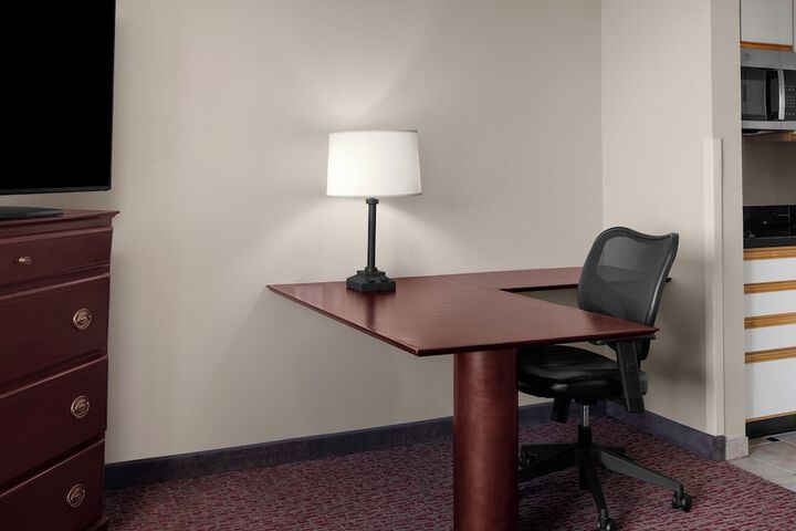Room 14 of 28