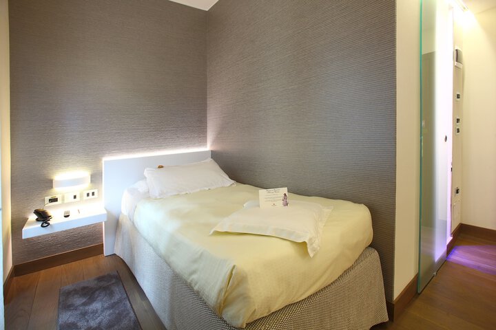 Room 13 of 57