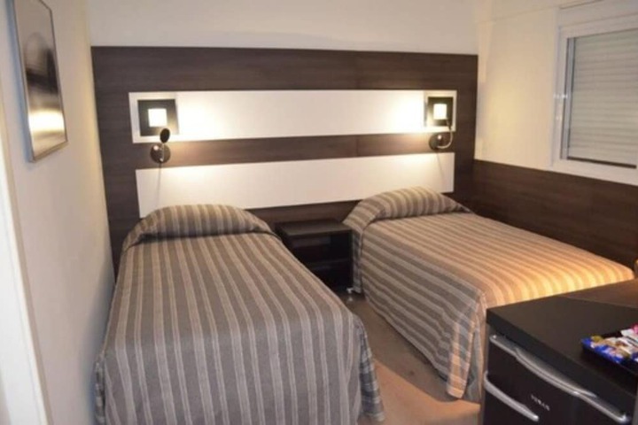Room 4 of 22