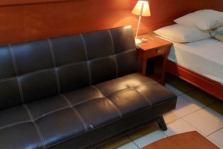 Room 10 of 20