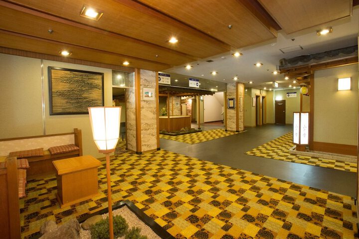 Guest Lobby