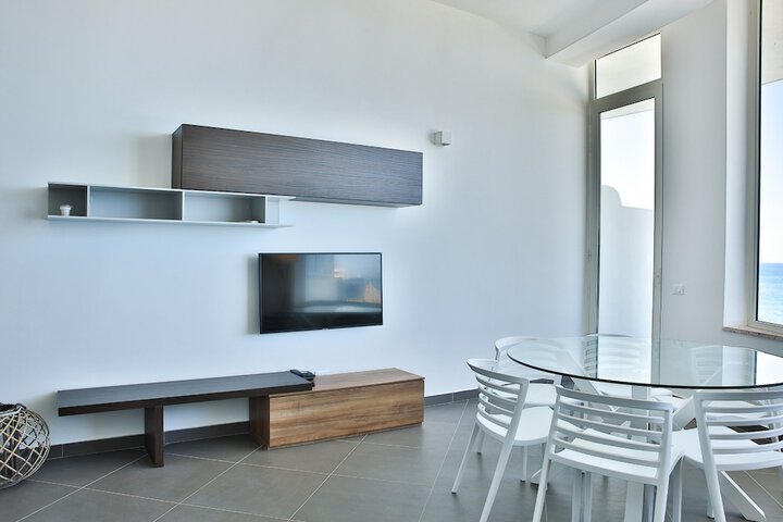 Room 20 of 62